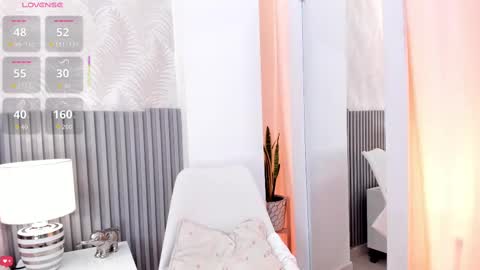 Silvia online show from 11.05.25