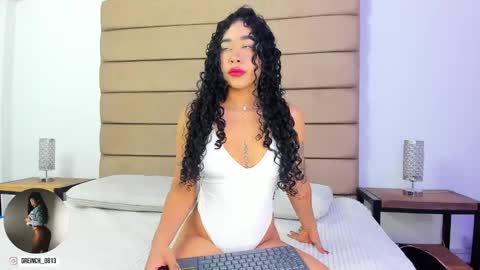 sally rosses online show from 09.15.25