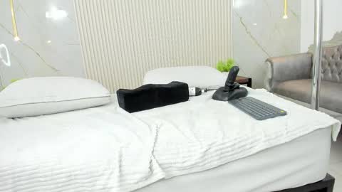 sally rosses online show from 12.13.25