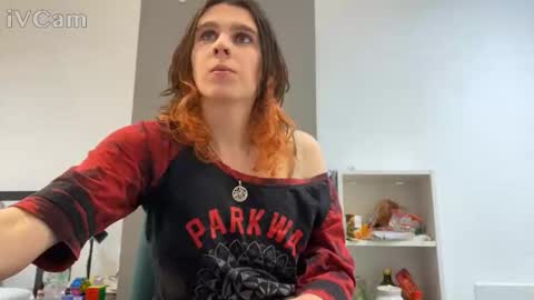 Snapshot of sally_vae chatting on 03.30.26 Sally Vae online show from 03.30.26