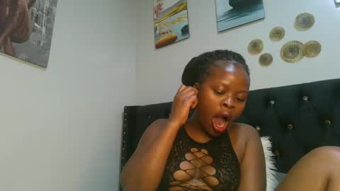 sallysasha254 online show from 02.17.25