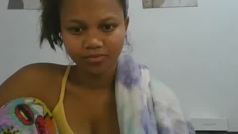 Snapshot of sallywett chatting on 07.14.26 SallyWett online show from 07.14.26