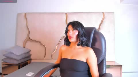 Snapshot of salmaportman_ chatting on 06.10.26 salmaportman_ online show from 06.10.26