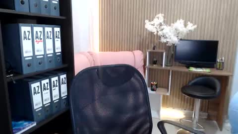 Snapshot of salome_010 chatting on 04.24.26 Salome online show from 04.24.26