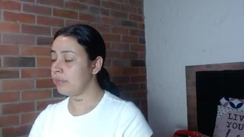 Snapshot of salome__palmer chatting on 04.19.26 online show from 04.19.26