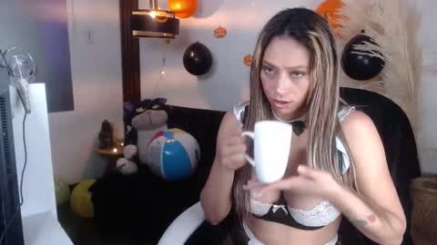 salome_drasin online show from 10.30.25