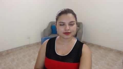 Snapshot of salome_gonzales_ chatting on 01.08.25 Salome online show from 01.08.25