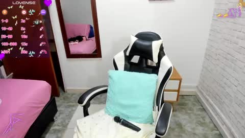 Snapshot of salome_rojas_ chatting on 06.05.26 Salome online show from 06.05.26