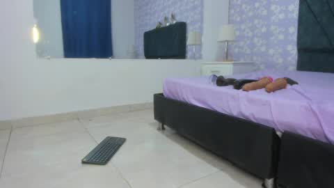 Snapshot of salome_simonz chatting on 04.16.26 salome_simonz online show from 04.16.26