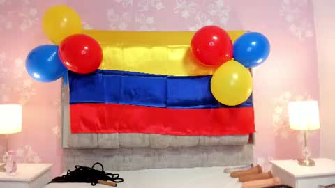 Snapshot of salome_simonz chatting on 06.17.26 salome_simonz online show from 06.17.26