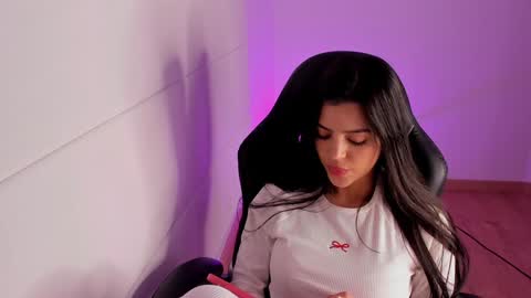 Snapshot of salomee_11 chatting on 12.11.24 salo online show from 12.11.24