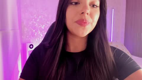 Snapshot of salomee_11 chatting on 02.03.25 salo online show from 02.03.25