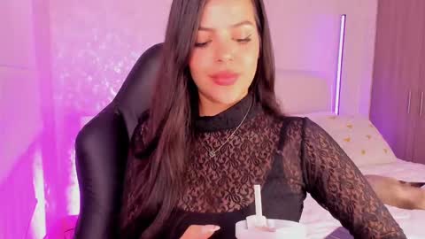 Snapshot of salomee_11 chatting on 02.24.25 salo online show from 02.24.25