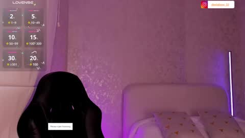 Snapshot of salomee_11 chatting on 03.05.25 salo online show from 03.05.25