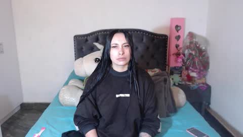 Snapshot of salomefox2 chatting on 02.17.26 yenny online show from 02.17.26