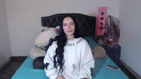 Snapshot of salomefox2 chatting on 02.20.26 yenny online show from 02.20.26