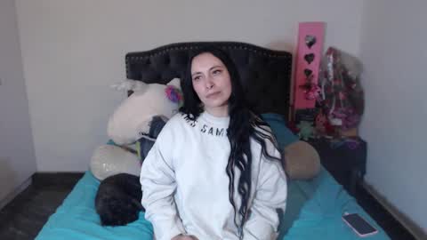 Snapshot of salomefox2 chatting on 02.20.26 yenny online show from 02.20.26