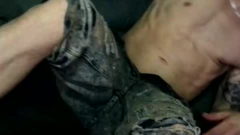 Snapshot of salsbigger chatting on 12.22.24 Anthony Deniro online show from 12.22.24