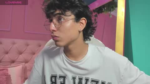 Snapshot of salvatore_monterey chatting on 12.30.24 salvatore online show from 12.30.24