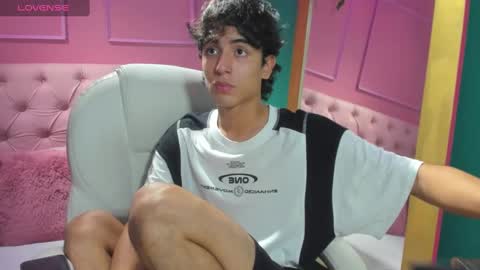 Snapshot of salvatore_monterey chatting on 01.07.25 salvatore online show from 01.07.25