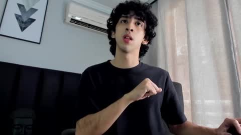 Snapshot of salvatore_monterey chatting on 03.04.25 salvatore online show from 03.04.25