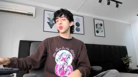 Snapshot of salvatore_monterey chatting on 03.08.25 salvatore online show from 03.08.25