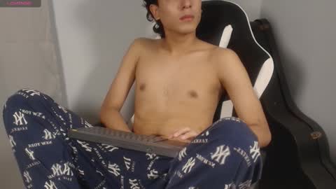 salvatore_montt online show from 02.13.25