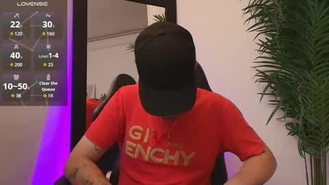 Snapshot of salvatore_muller chatting on 09.30.25 Salvatore  online show from 09.30.25