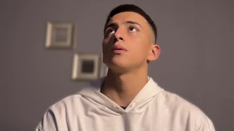 Salvatore online show from 12.02.25