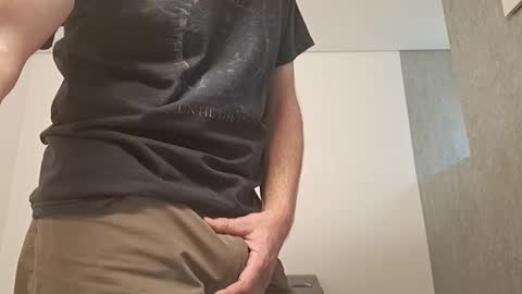 Snapshot of salvo077 chatting on 02.19.25 Salvo077 online show from 02.19.25