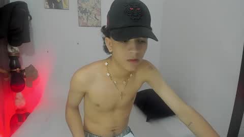 sam__cute online show from 12.30.24