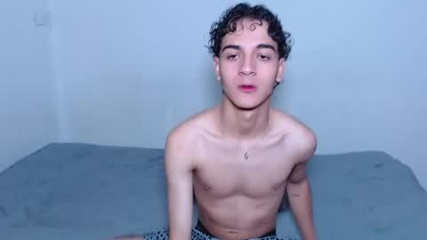 sam__cute online show from 11.11.25