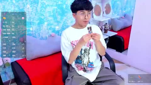 Snapshot of sam_daves_ chatting on 10.07.25 Sam online show from 10.07.25