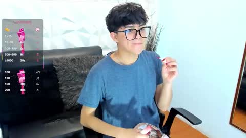 Snapshot of sam_daves_ chatting on 10.16.25 Sam online show from 10.16.25