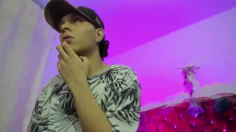 Sam online show from 12.22.25