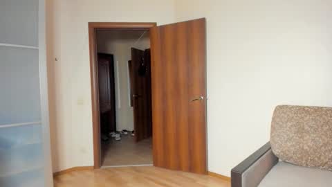 BACK IN 2 WEEKS online show from 10.13.25