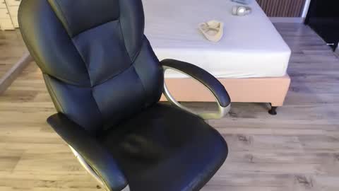 SAM MANSON online show from 10.15.25