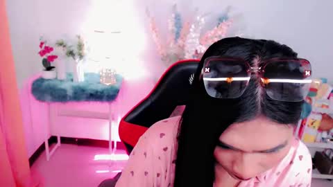 sam online show from 02.18.25