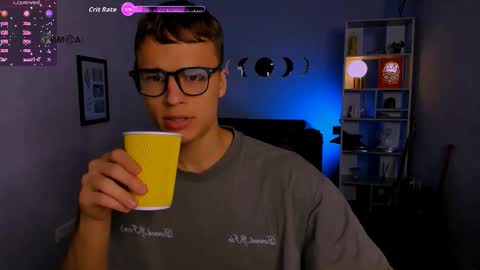 Sam online show from 10.10.25