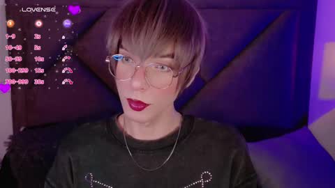 Sam online show from 02.10.25