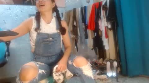 Snapshot of samanta_brownn_ chatting on 06.04.26 samanta online show from 06.04.26