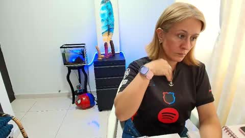 Samanta Stone online show from 10.21.25