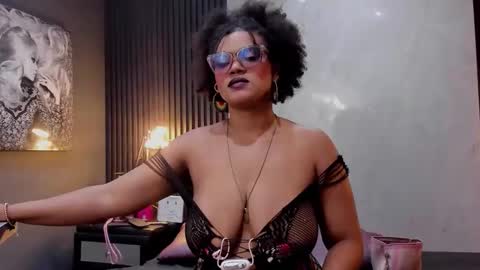 Snapshot of samantablake chatting on 02.10.26 Samanta online show from 02.10.26