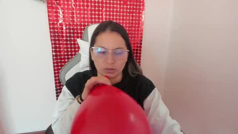 Samantha  online show from 02.14.25