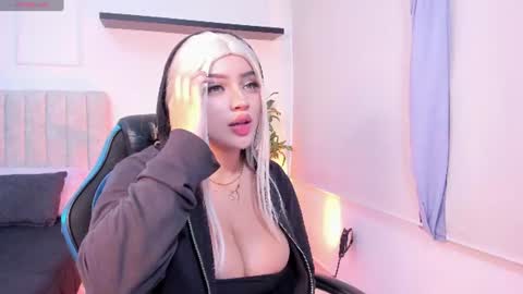 Snapshot of samantha_bc1 chatting on 07.15.26 SAMANTHA online show from 07.15.26