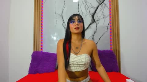 Snapshot of samantha_bunty chatting on 11.17.25 Samantha Cosplay Fridays online show from 11.17.25