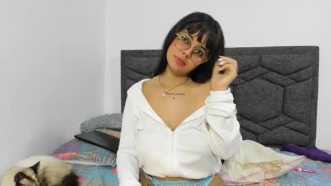 samantha cherry  online show from 03.20.26