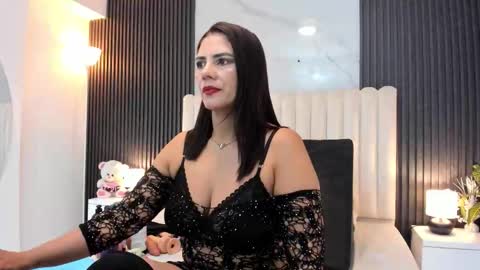 Samantha online show from 11.14.25