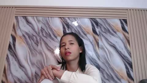 Snapshot of samantha_fox_squirt chatting on 03.21.26 lizzy online show from 03.21.26