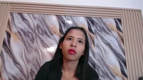 Snapshot of samantha_fox_squirt chatting on 04.10.26 lizzy online show from 04.10.26